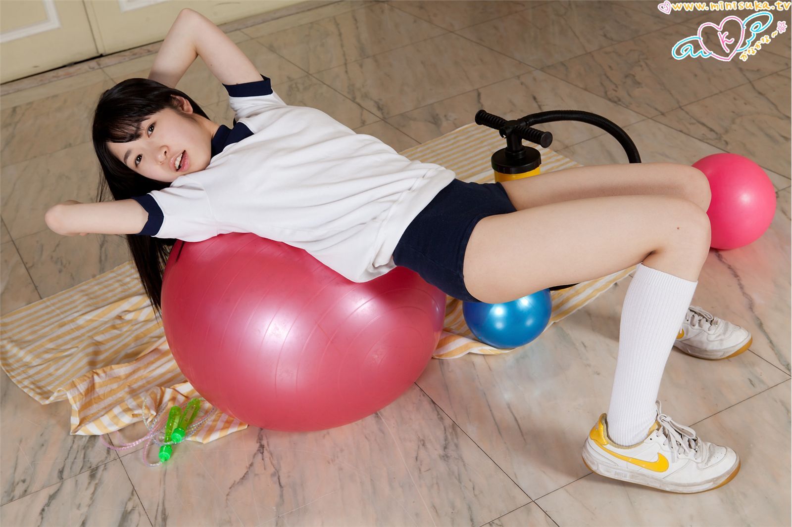 [Minisuka.tv] 2013.05.10 高杉果那 Kana Takasugi